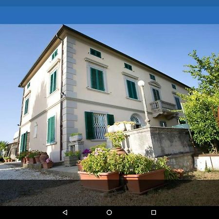 Affittacamere Porquier Crespina Exterior foto